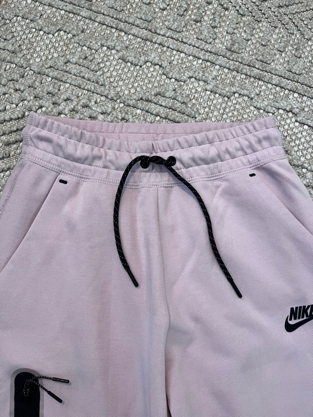 Nike Tech Fleece Jogger Pants - Picture 4 of 7